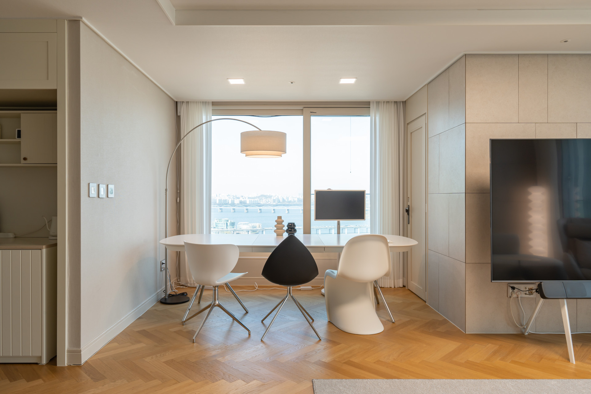 서울 서초구 아크로리버뷰아파트 다이닝 인테리어 애프터1