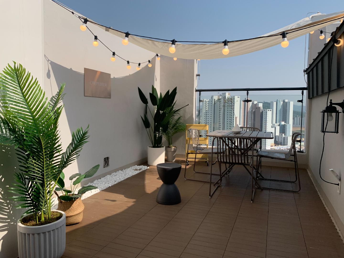 일상을 캠핑처럼 즐길 수 있는 테라스1